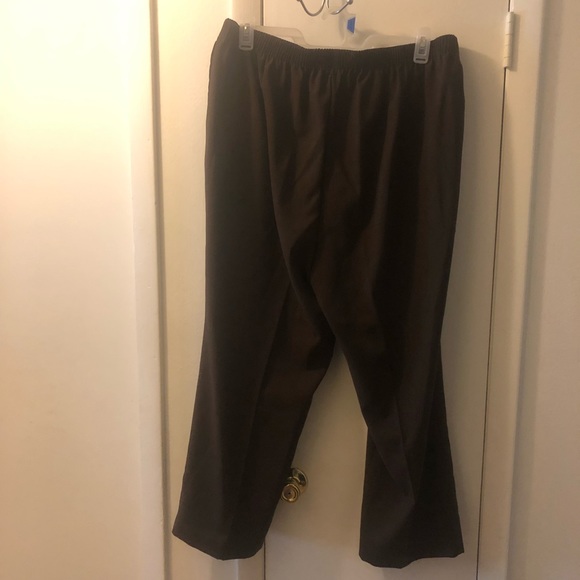 Woman’s brown Alia Women dress pants size 22w - Picture 5 of 6